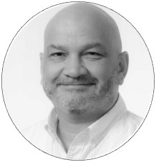 Jorge Pinedo (B&W).jpg